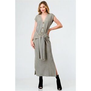 🔥 Mable tan sleeveless sweater dress Medium